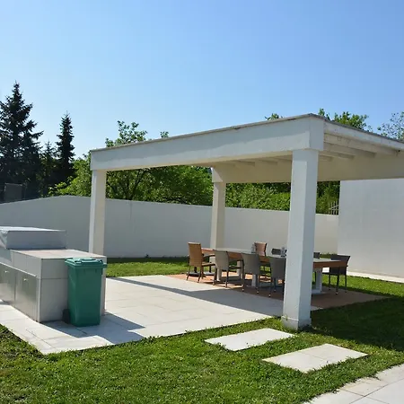 48 Villa Stari Slankamen